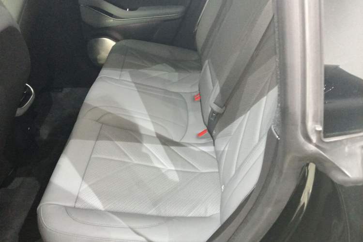 Used Nio ET5T 2025 75 kWh Touring