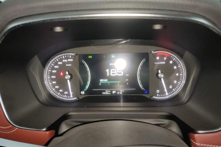 Used Roewe RX5 2016 30T Four-Wheel Drive Automatic Internet Smart Luxury Edition
