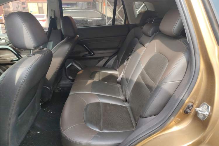 Used GAC Trumpchi GS4 2015 200T Manual Luxury Edition