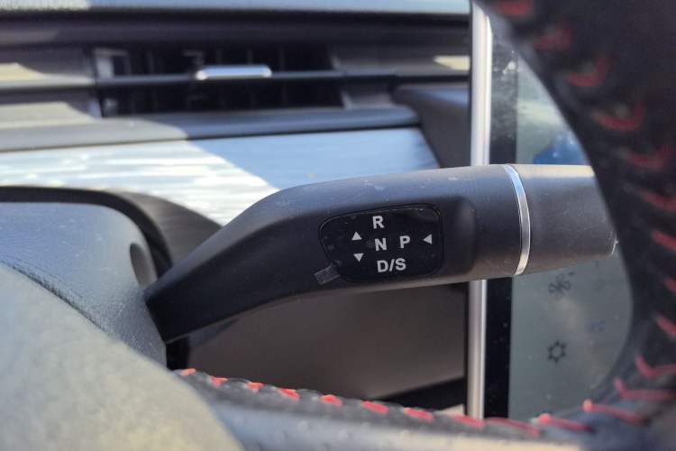 Used NETA V 2022 Chao 300 Lite Ternary Lithium
