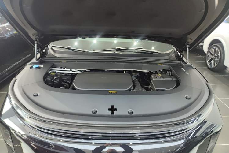 Used Li Auto L6 2025 Pro Smart Refresh Edition
