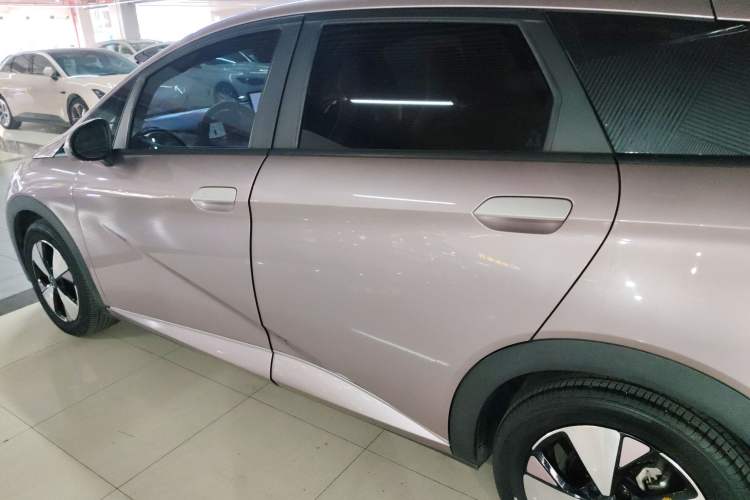 Used BYD Dolphin 2023 420 km Fashion Edition
