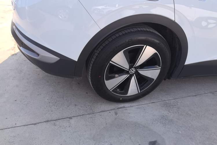 Used Volkswagen ID.4 X 2025 Smart Version Pure & Intelligent Enjoyment Edition
