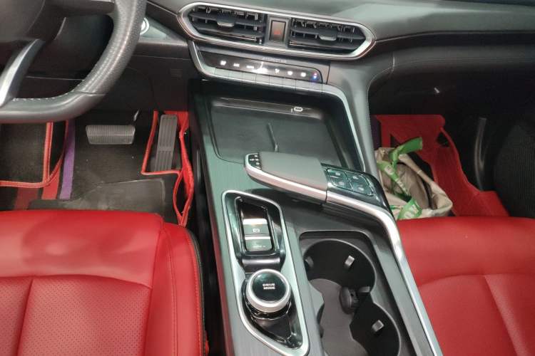 Used Changan UNI-T 2020 1.5T Flagship Version