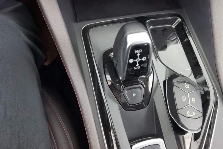 Used Lynk & Co 02 2020 1.5T DCT Two-Wheel Drive Zhaobao Version