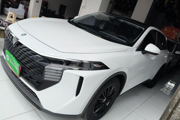 Used Venucia V 2023 260T Idol Edition Pro