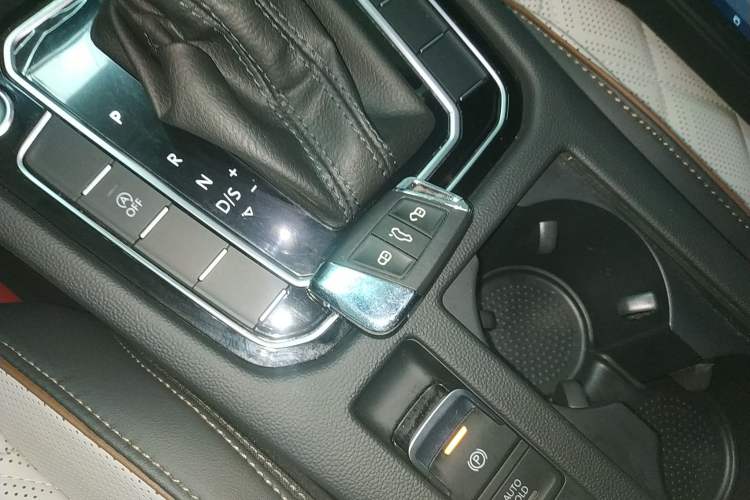 Used Volkswagen Magotan 2023 2 Million Units Commemorative Edition 330TSI DSG Luxury Version
