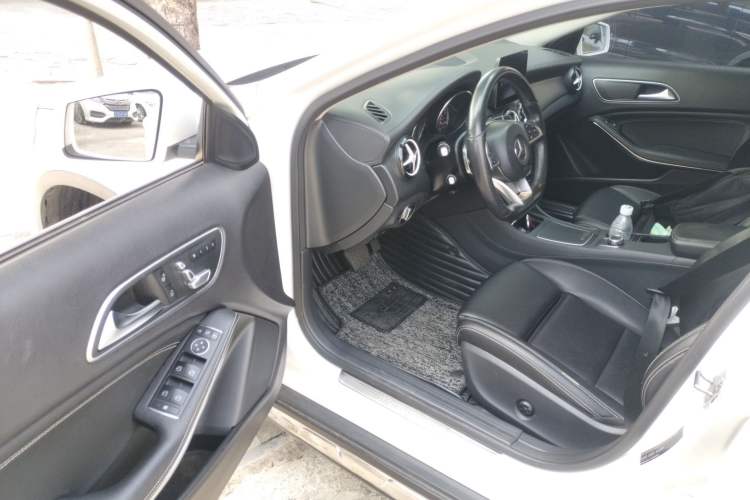 Used Mercedes-Benz GLA 2019 GLA 200 Fashion Model