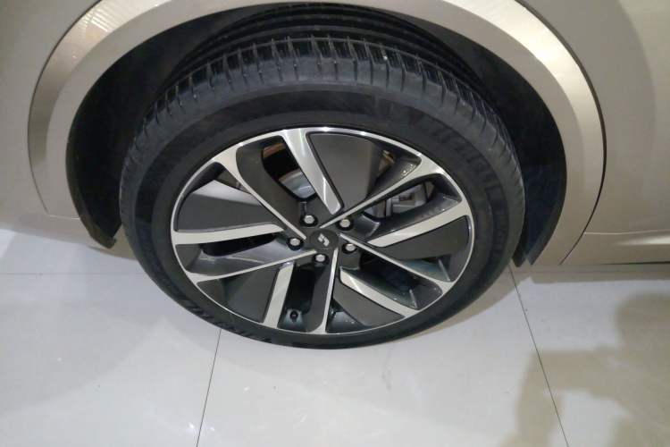 Used Li Auto L8 2023 Max model
