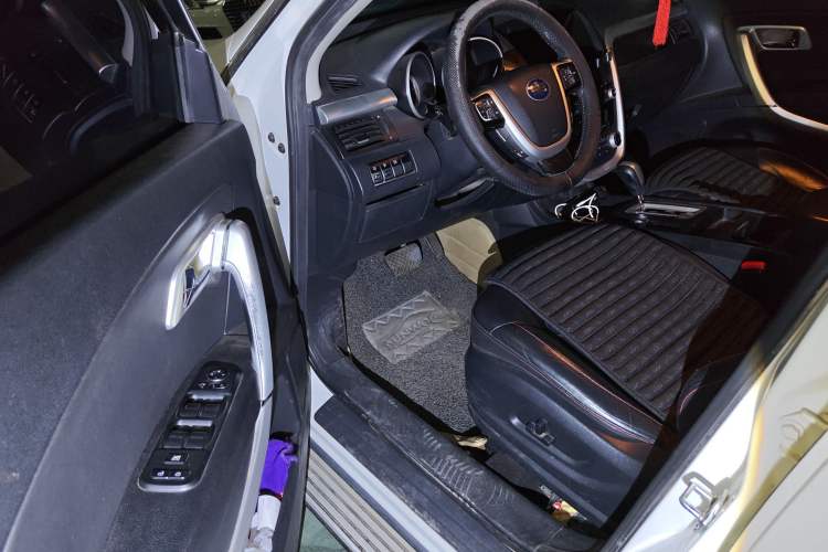 Used Bestune X80 2013 2.0L Automatic Luxury Version