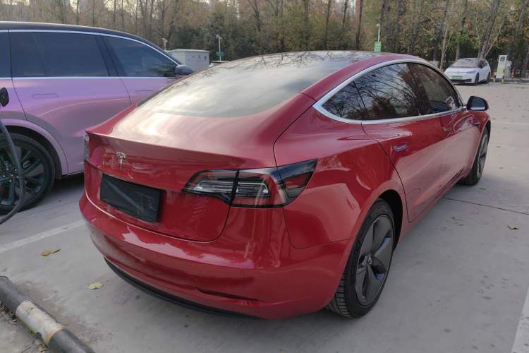 Used Tesla Model 3 2019 Standard Range Rear-Wheel Drive Upgraded Version (60 kWh)
