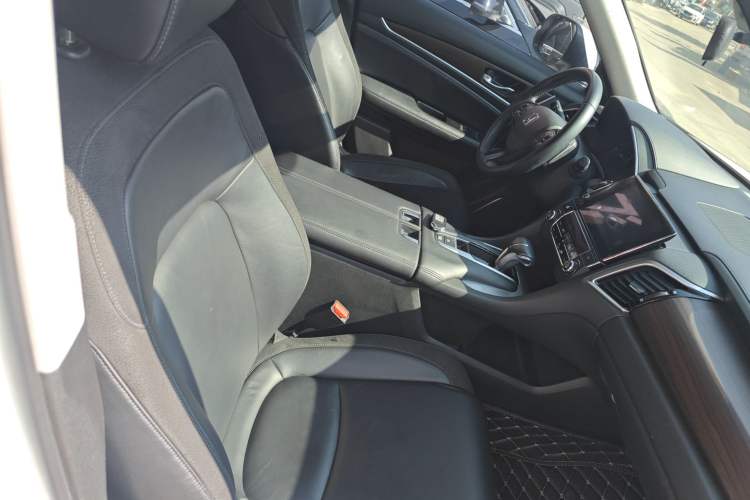 Used Honda Avancier 2017 240TURBO Two-Wheel Drive Comfort Version
