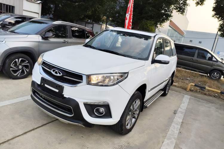 Used Chery Tiggo 3 2015 1.6L CVT ZhiShang Commemorative Edition