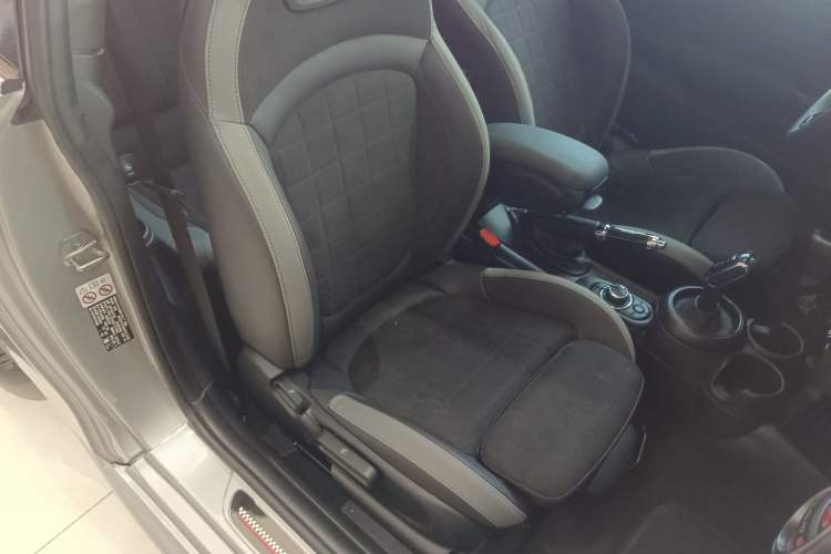 Used  MINI 2023 Updated 2.0T COOPER S Racing Driver
