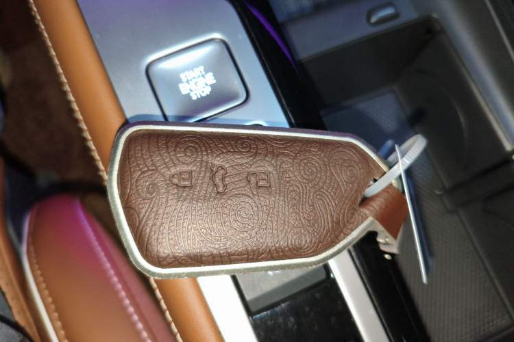 Used Volkswagen Magotan 2024 380TSI DSG Prestige Edition DaMai Package