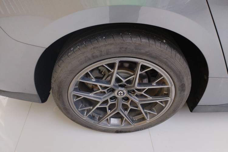 Used BYD Han 2022 DM-i 121KM Luxury Model