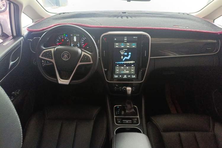 Used BYD Song MAX 2018 1.5T Automatic Smart Connect Luxury 6-Seater