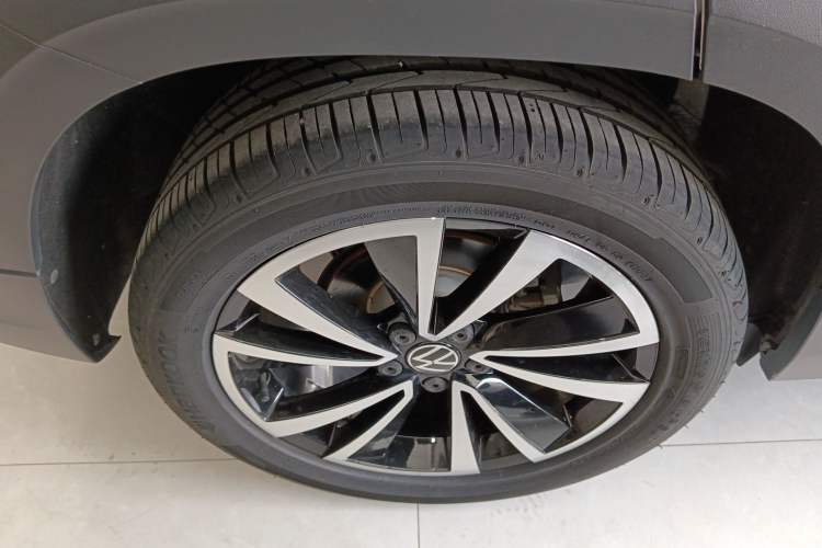 Used Volkswagen Tharu 2022 330TSI Four-Wheel Drive Luxury Edition
