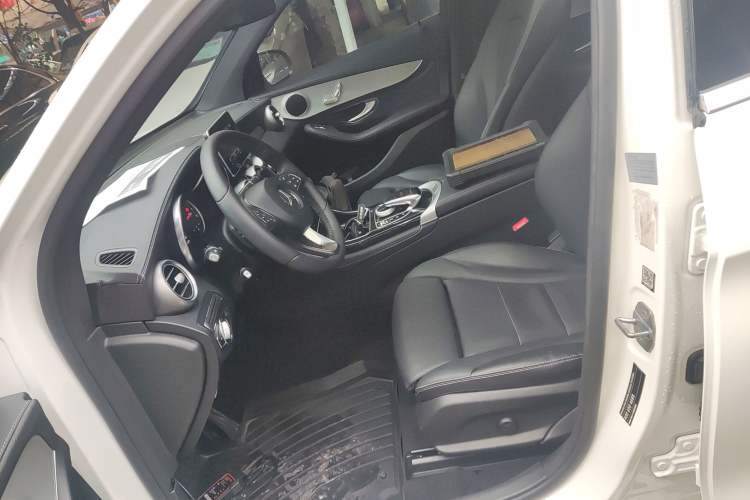 Used Mercedes-Benz GLC 2019 GLC 200 4MATIC
