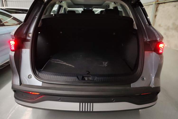 Used BYD Sealion 05 DM-i 2025 DM-i 115KM Flagship Model
