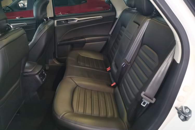 Used Ford Mondeo 2013 2.0L GTDi 200 Fashion Edition
