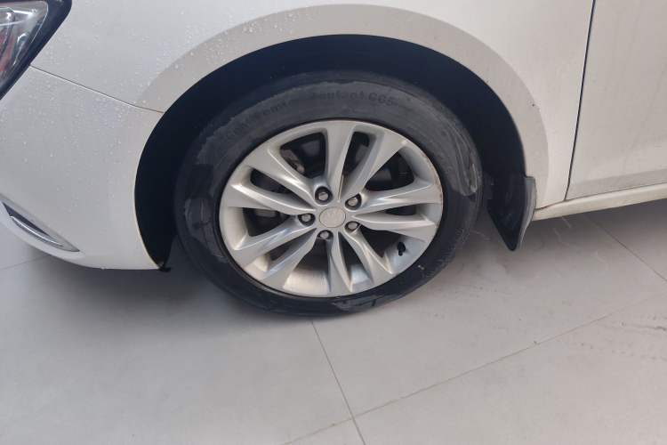 Used Buick Verano 2019 Sedan 20T Dual-Clutch Leading Model