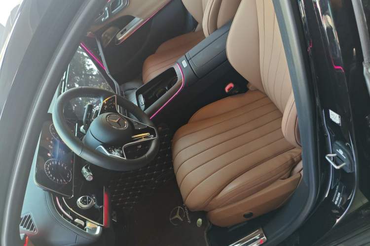 Used Mercedes-Benz E-Class 2024 Facelift E 300 L Luxury Edition
