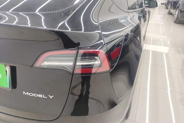 Used Tesla Model Y 2022 Rear-Wheel-Drive Version