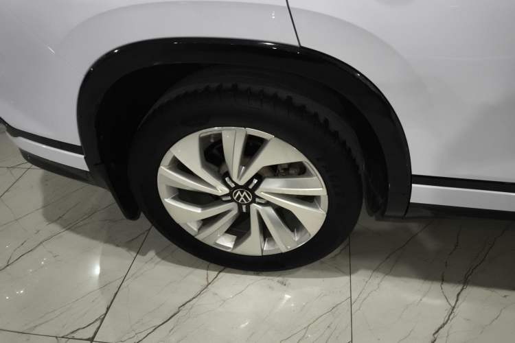 Used Volkswagen Tayron X 2020 330TSI Two-Wheel Drive Luxury Smart Connectivity Version