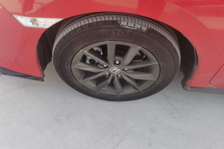 Used Honda Civic 2021 HATCHBACK 220TURBO CVT New Trendsetter
