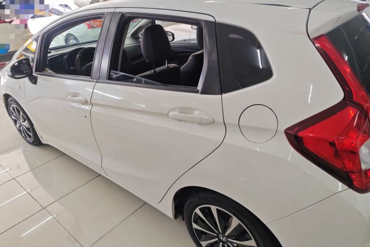 Used Honda Fit 2014 1.5L LX CVT Comfort Model
