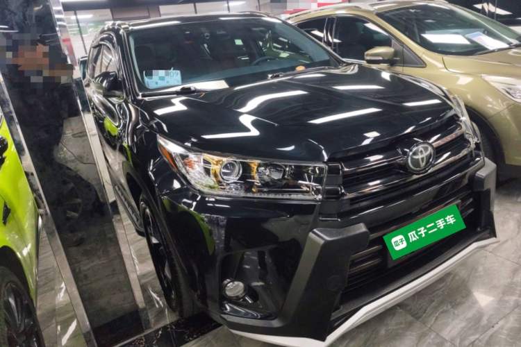 Used Toyota Highlander 2018 2.0T Four-Wheel Drive Knight Edition 7 Seats China VI Standard