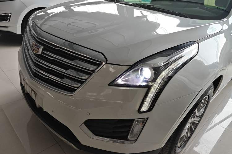 Used Cadillac XT5 2016 25T Luxury Model
