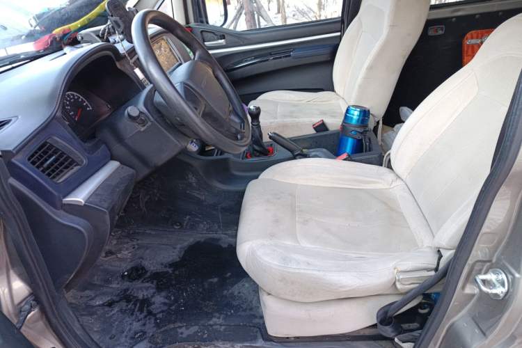 Used FORTHING Lingzhi 2022 M5L 1.6L Utility Model 7 Seats