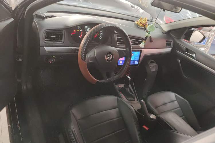 Used Volkswagen Lavida 2019 Lavida Start 1.5L Automatic Trendy Version China VI Standard
