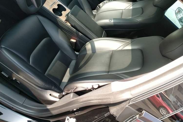 Used Tesla Model 3 2022 Rear-Wheel-Drive Version
