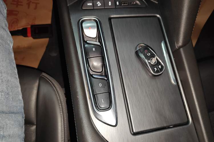 Used Buick Enclave 2020 28T Two-Wheel Drive Prestige Version
