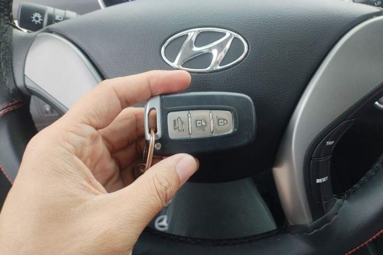 Used Hyundai Elantra 2012 1.6L Manual Leading Model
