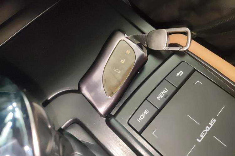 Used Lexus ES 2021 260 Excellence Edition
