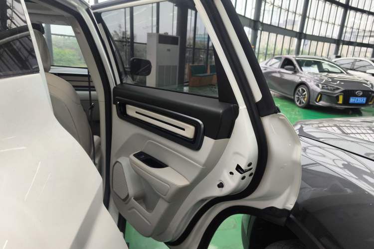 Used Geely Auto icon 2025 Linglong 1.5TD Ruyi Edition
