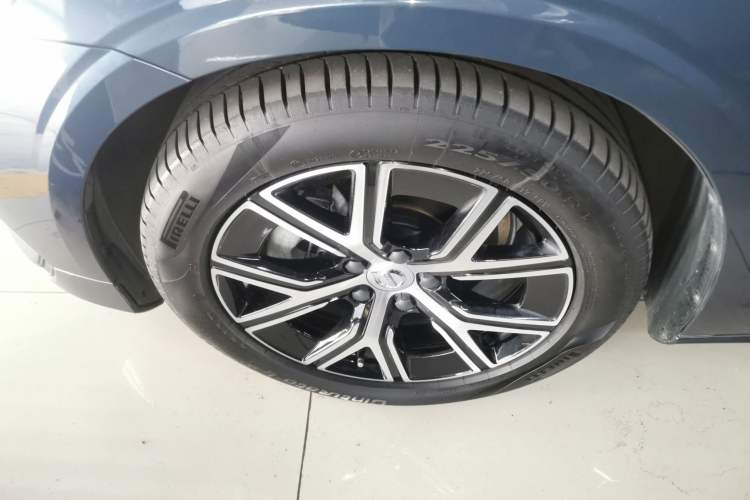 Used Volvo S60 2024 B4 Zhiyi Luxury Edition