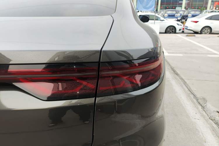 Used BYD Han 2025 EV with 701 km of Laser Radar-Enabled Intelligent Driving