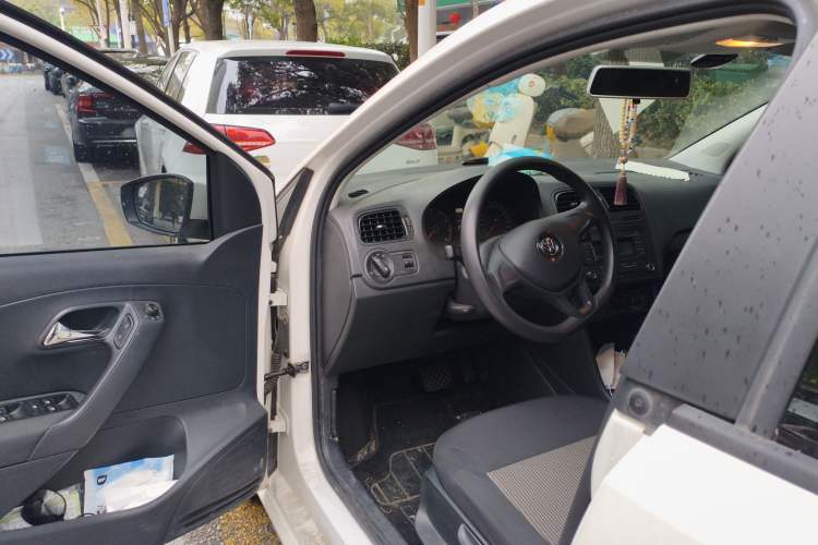 Used Volkswagen Polo 2016 1.4L Automatic Trendy Model
