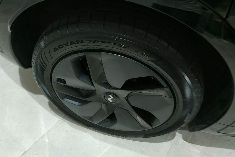 Used ONVO L60 2024 60 kWh All-Wheel Drive
