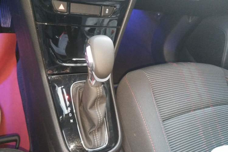 Used Buick Encore 2016 18T Automatic Two-Wheel Drive Urban Leading Edition
