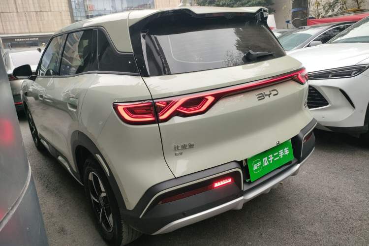 Used BYD Yuan UP 2025 Intelligent Driving Version 401 km Leading Edition