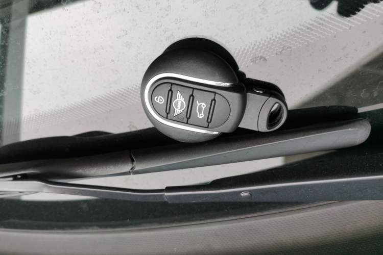 Used  MINI 2019 1.5T ONE PLUS
