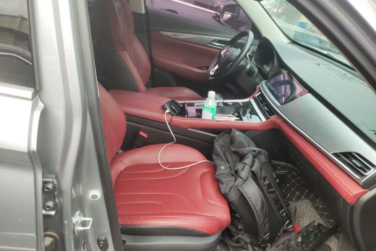 Used Changan CS85 COUPE 2019 1.5T DCT Dynamic Version China VI Standard