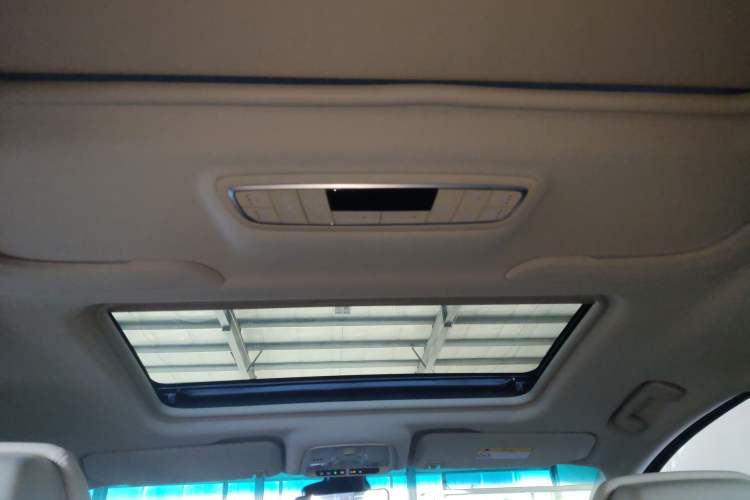 Used Buick GL8 2022 ES Landtrek 653T Flagship Model
