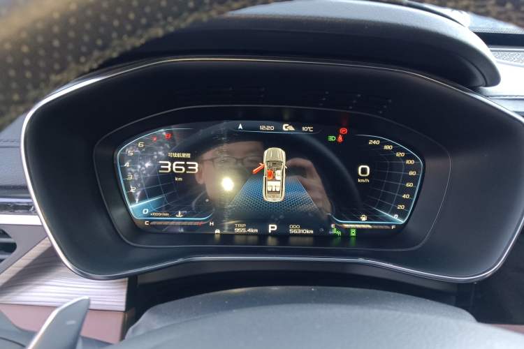 Used Geely Auto Emgrand X7 Sport 2020 1.8TD DCT Zhi Ling PRO
